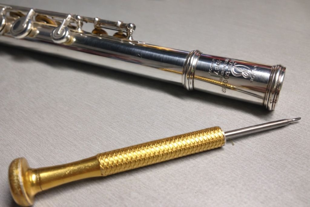 reparar flauta travesera