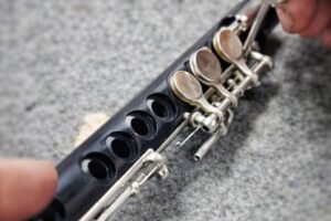 flauta travesera pierde aire